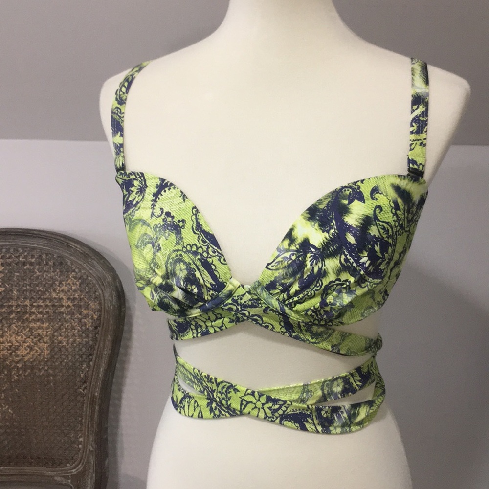 NWOT Asos Bikini Top